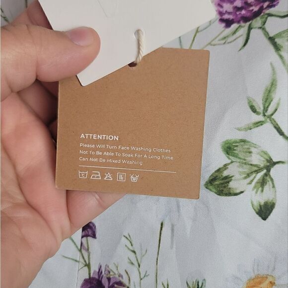 NWT- NORACORA Floral Dress - Picture 9 of 12